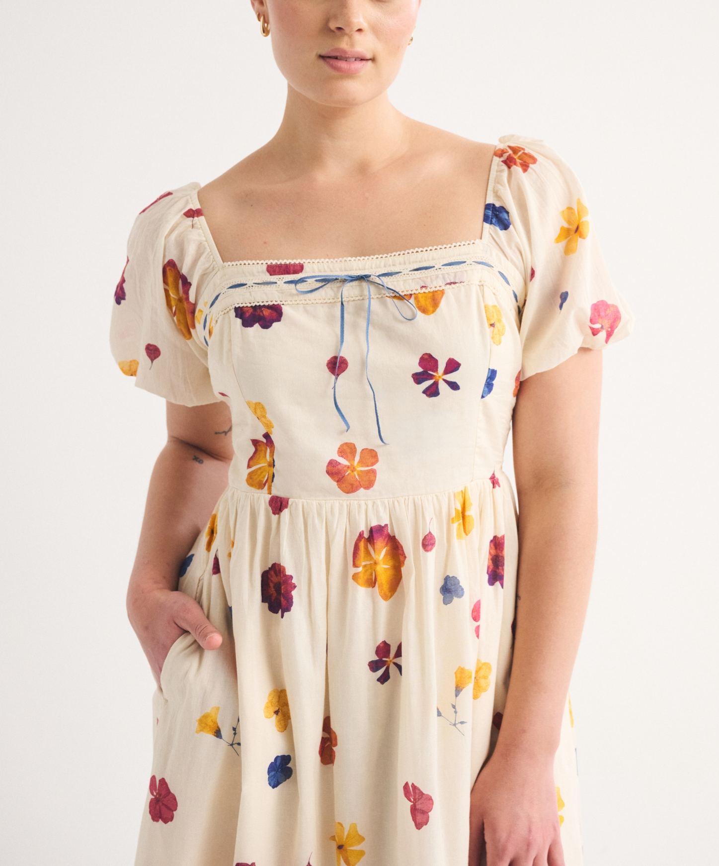 Elegant Puff Sleeve Midi Dress