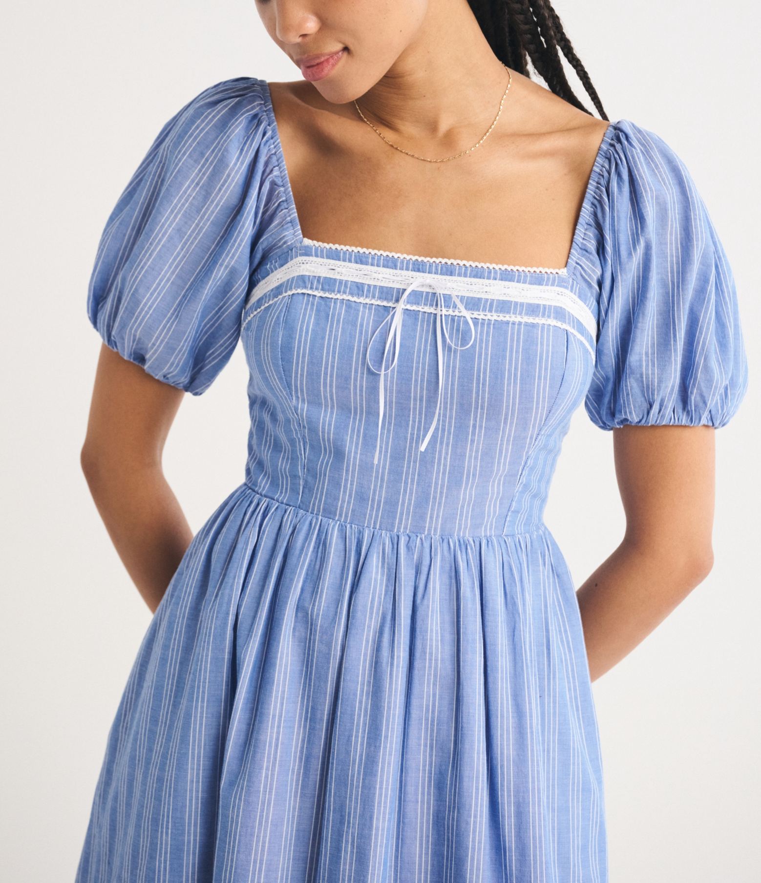 Elegant Puff Sleeve Midi Dress