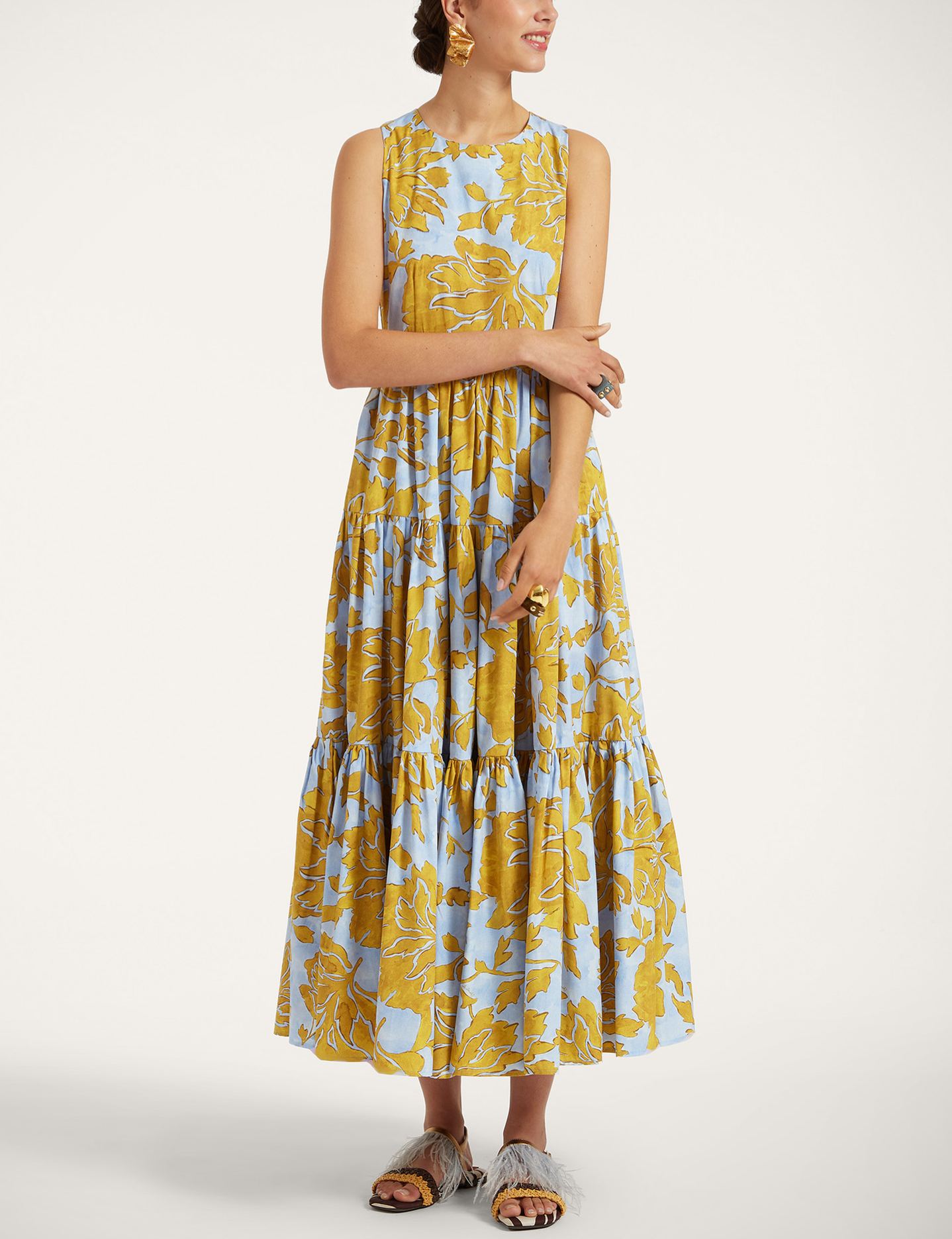 Sleeveless Big Dress