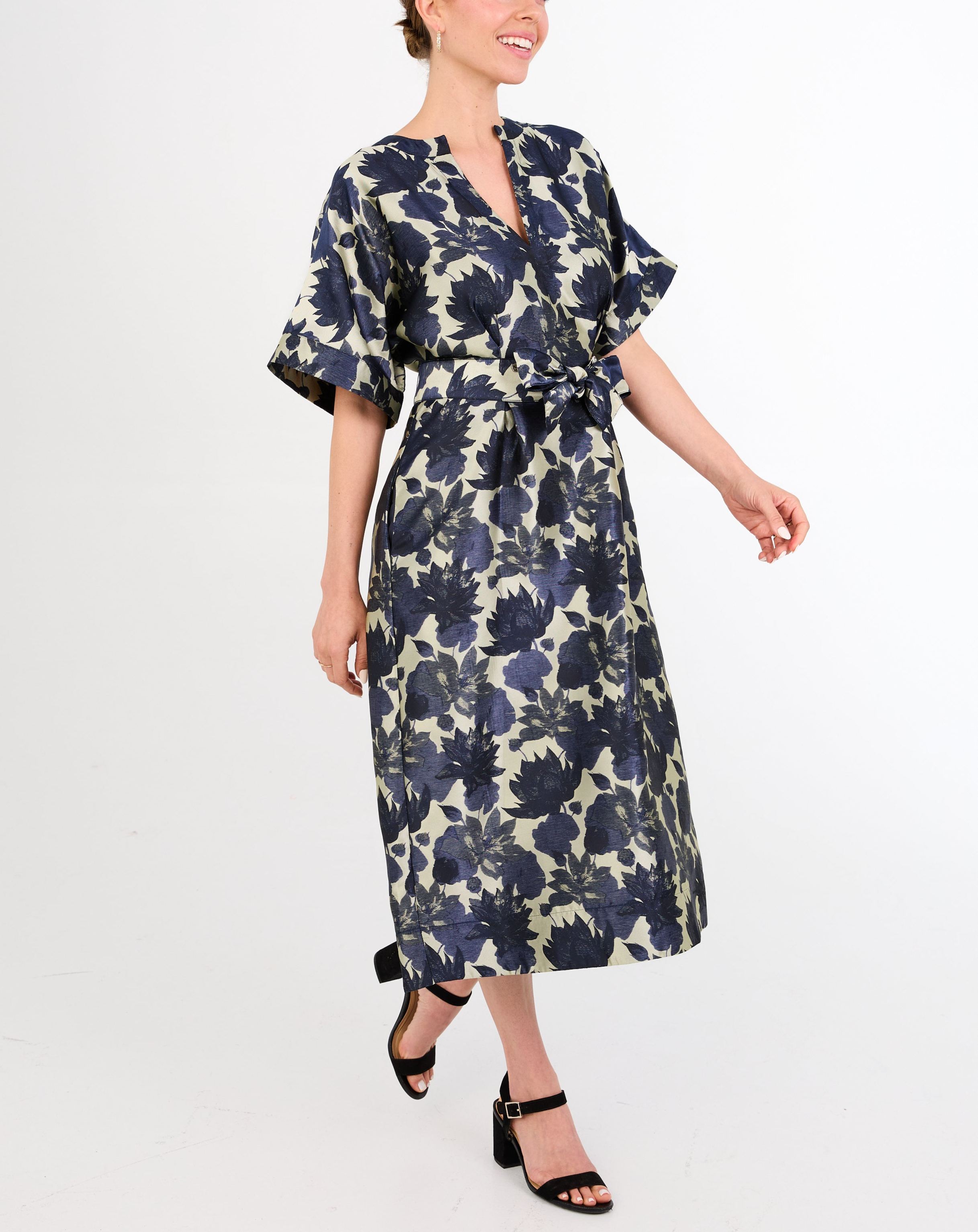 Evelyn Floral Silhouette Jacquard Dress