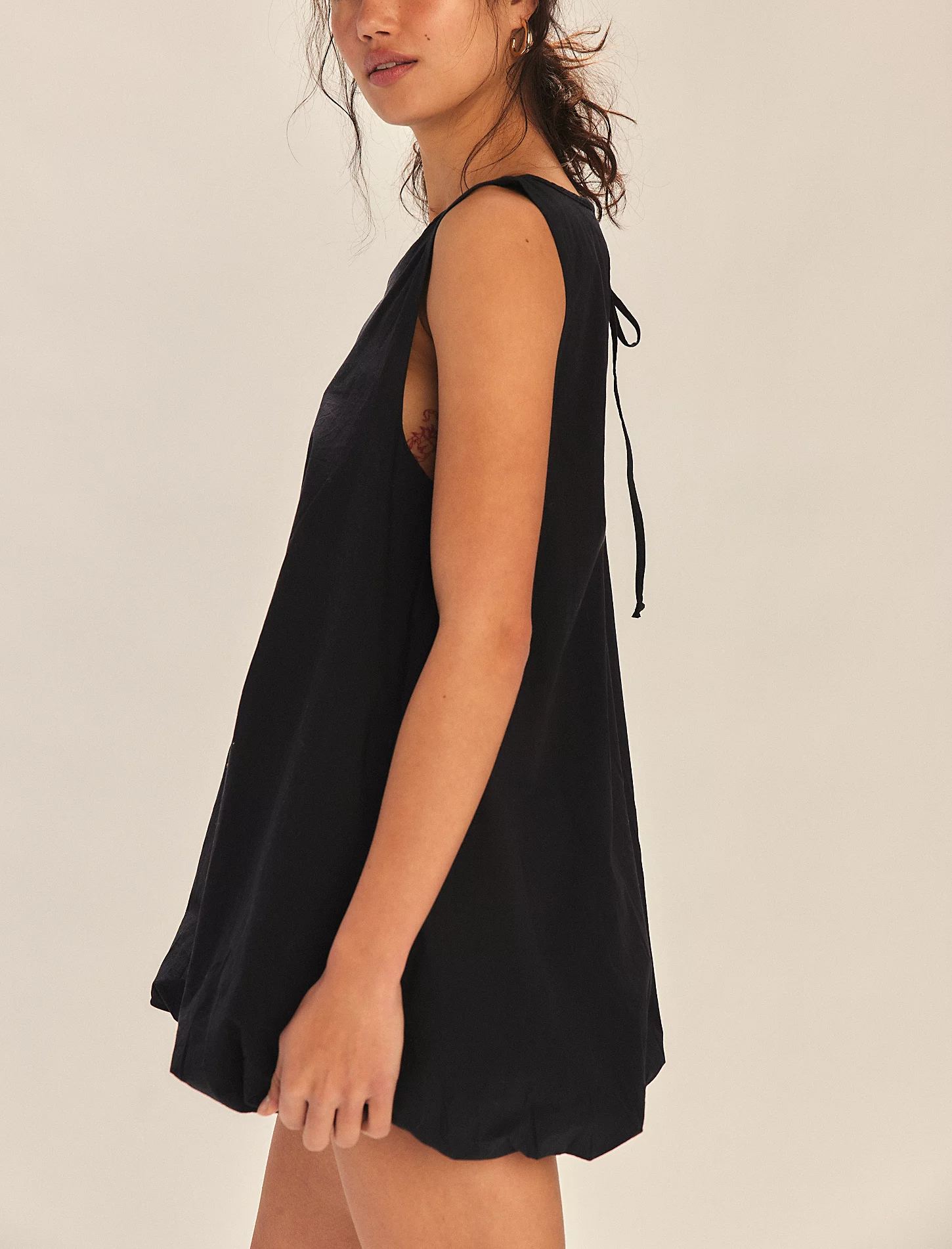 Hollow Bow Tie Bubble Dress