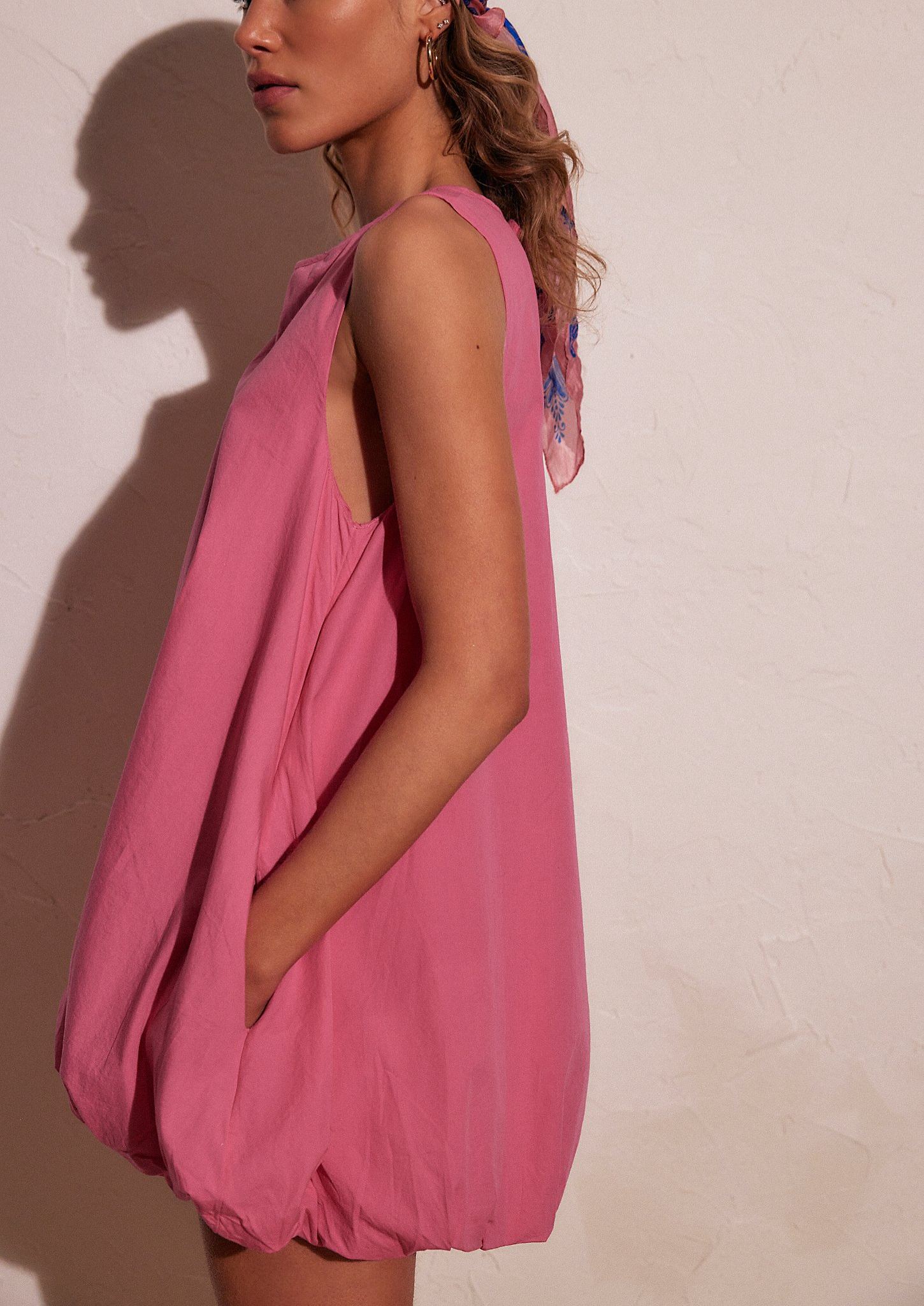 Hollow Bow Tie Bubble Dress