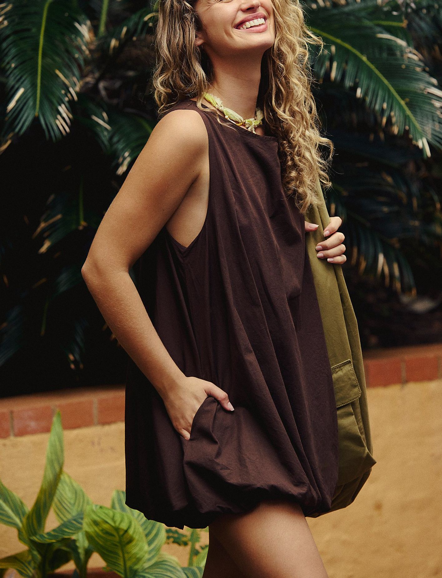 Hollow Bow Tie Bubble Dress