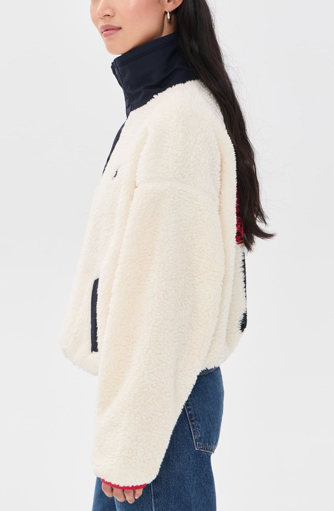 The Bear High-Pile Fleece Funnel Neck Jacket