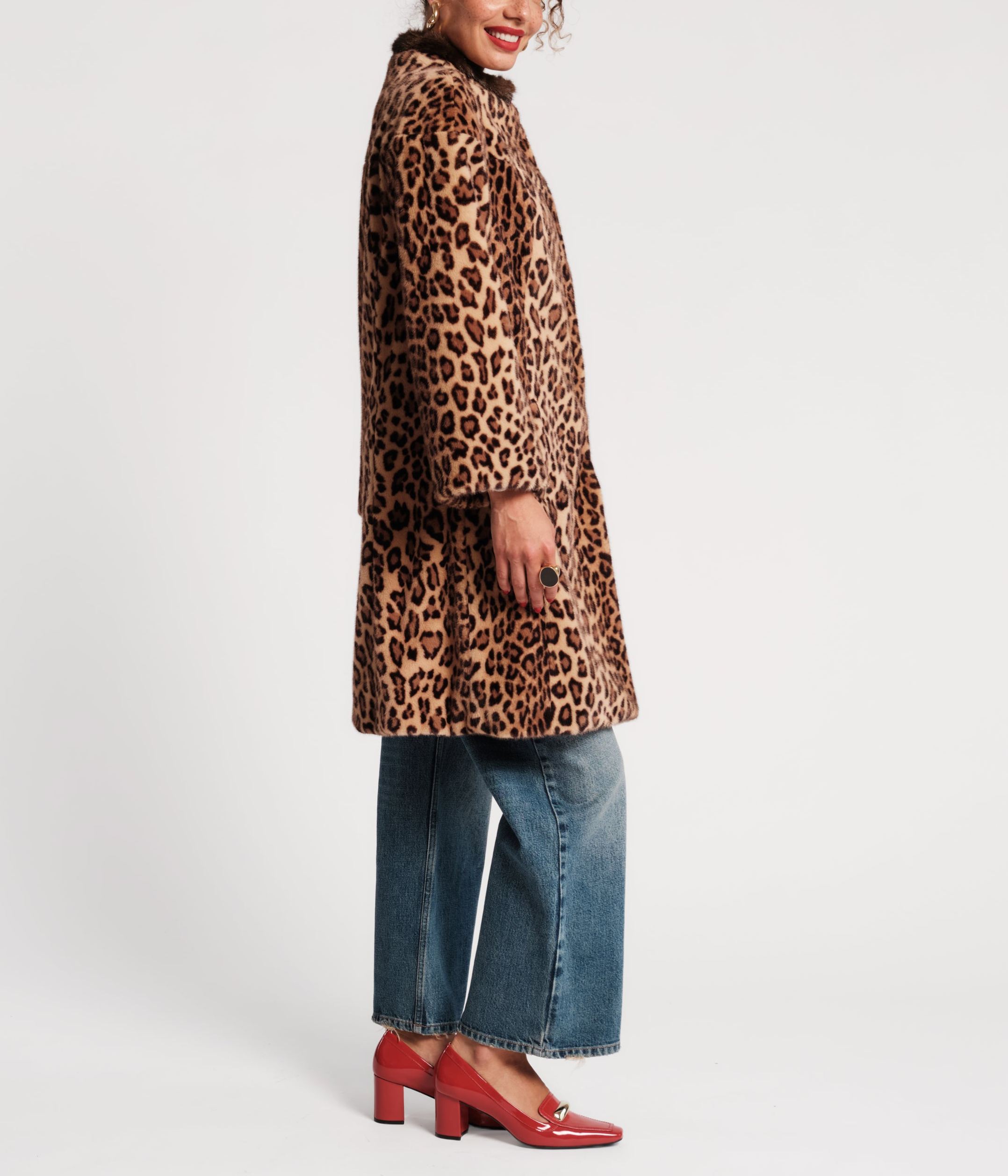 Dame Faux Fur Coat
