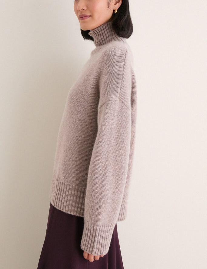 Cashmere Hannah Turtleneck Sweater