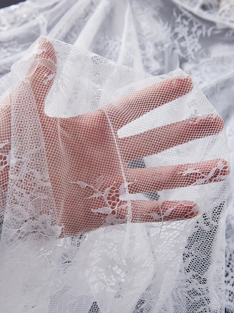 Komplet damskiej koronkowej koszuli nocnej