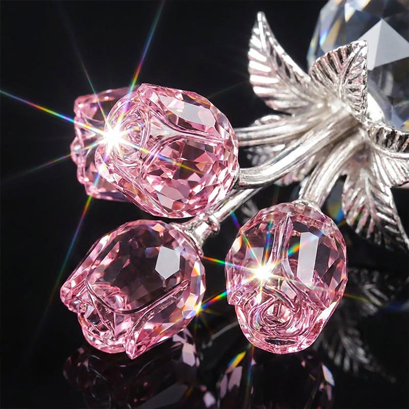 Wieczna róża z kryształu w wazonie