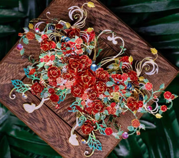 "Stop giving your girlfriend or friends just lipsticks and bags for gifts! Why not give a heartfelt, self-made DIY gift instead? 💯"