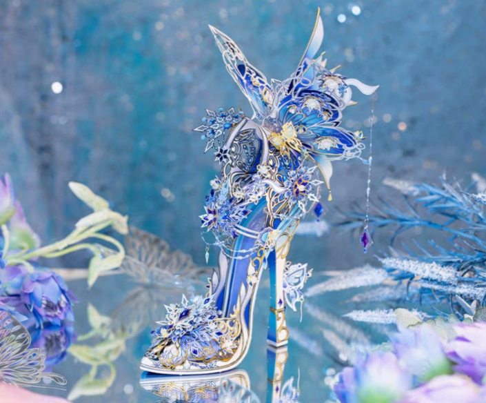 "Stop giving your girlfriend or friends just lipsticks and bags for gifts! Why not give a heartfelt, self-made DIY gift instead? 💯"