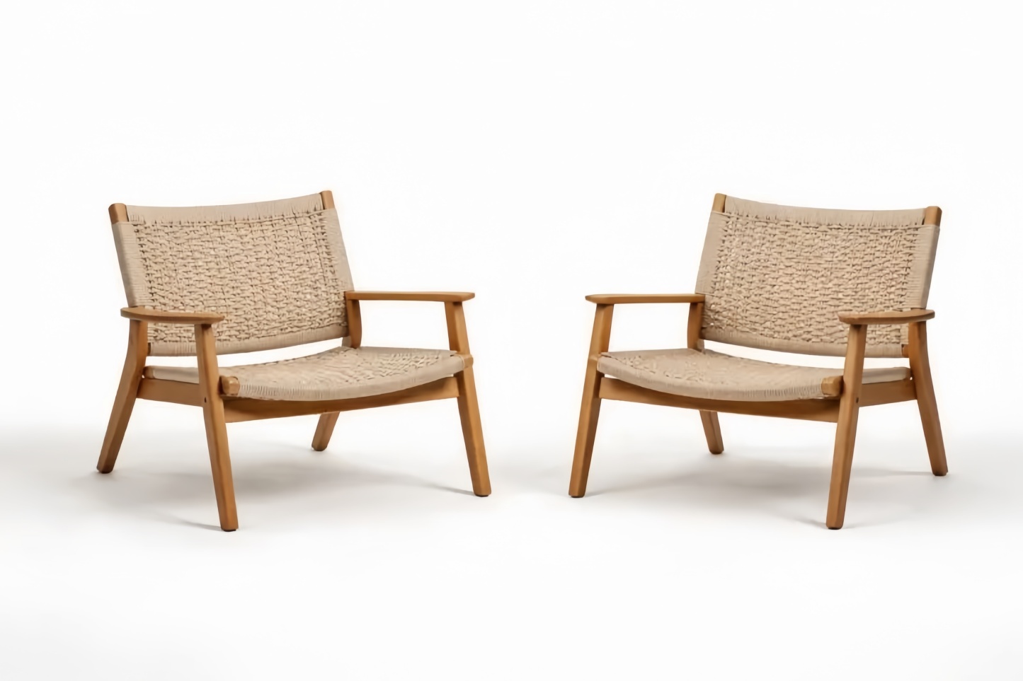 Set di 2 poltrone in legno con seduta intrecciata