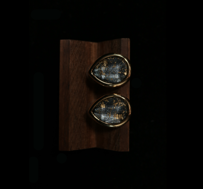 Dark Sparkle Teardrop 