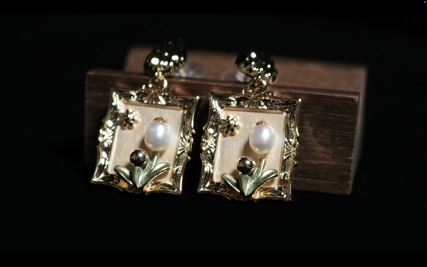 Frame・Pearl Flower Cluster