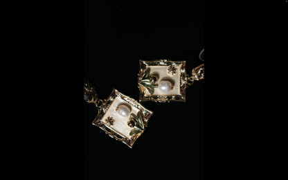 Frame・Pearl Flower Cluster