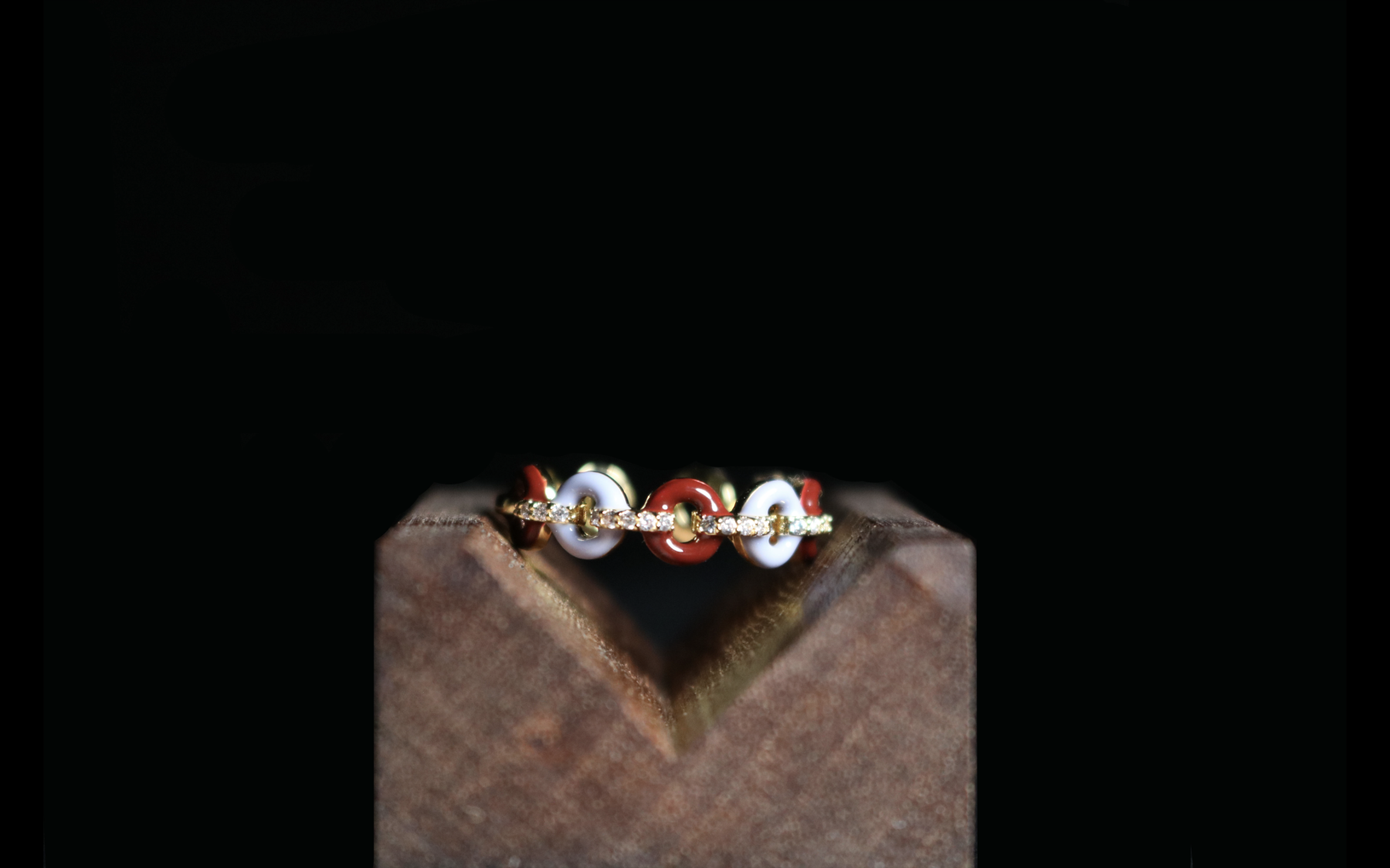Gilded Linked Enamel & Crystal Ring 