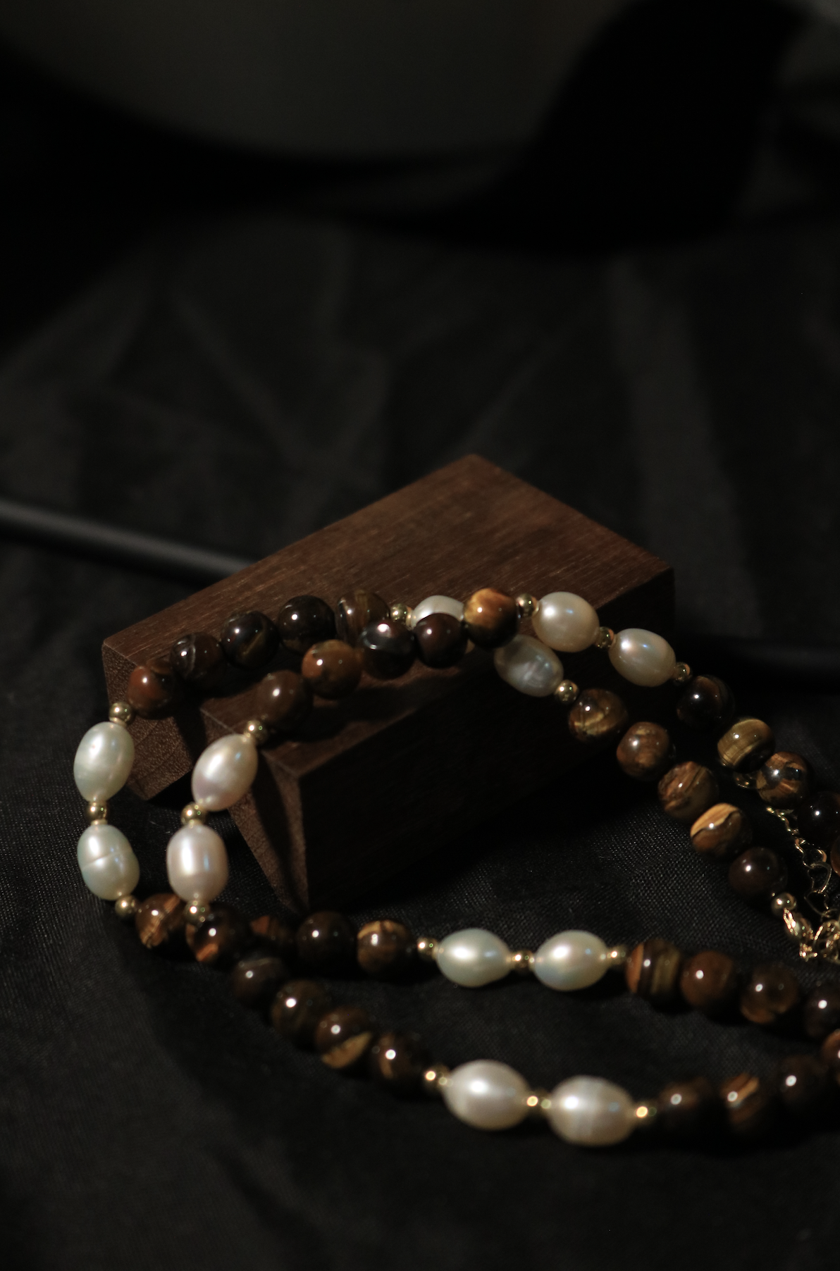 Brown-Tone Tiger Eye Pearl
