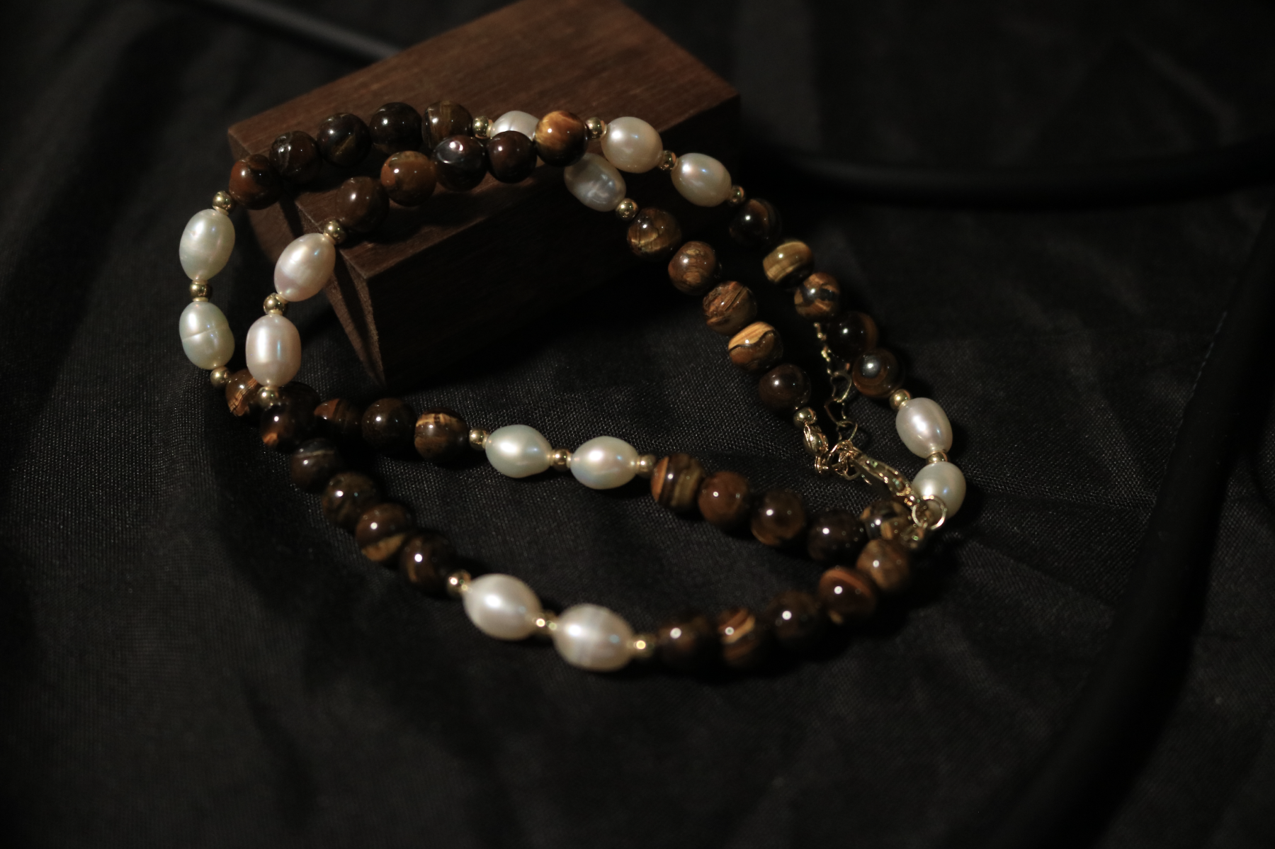Brown-Tone Tiger Eye Pearl