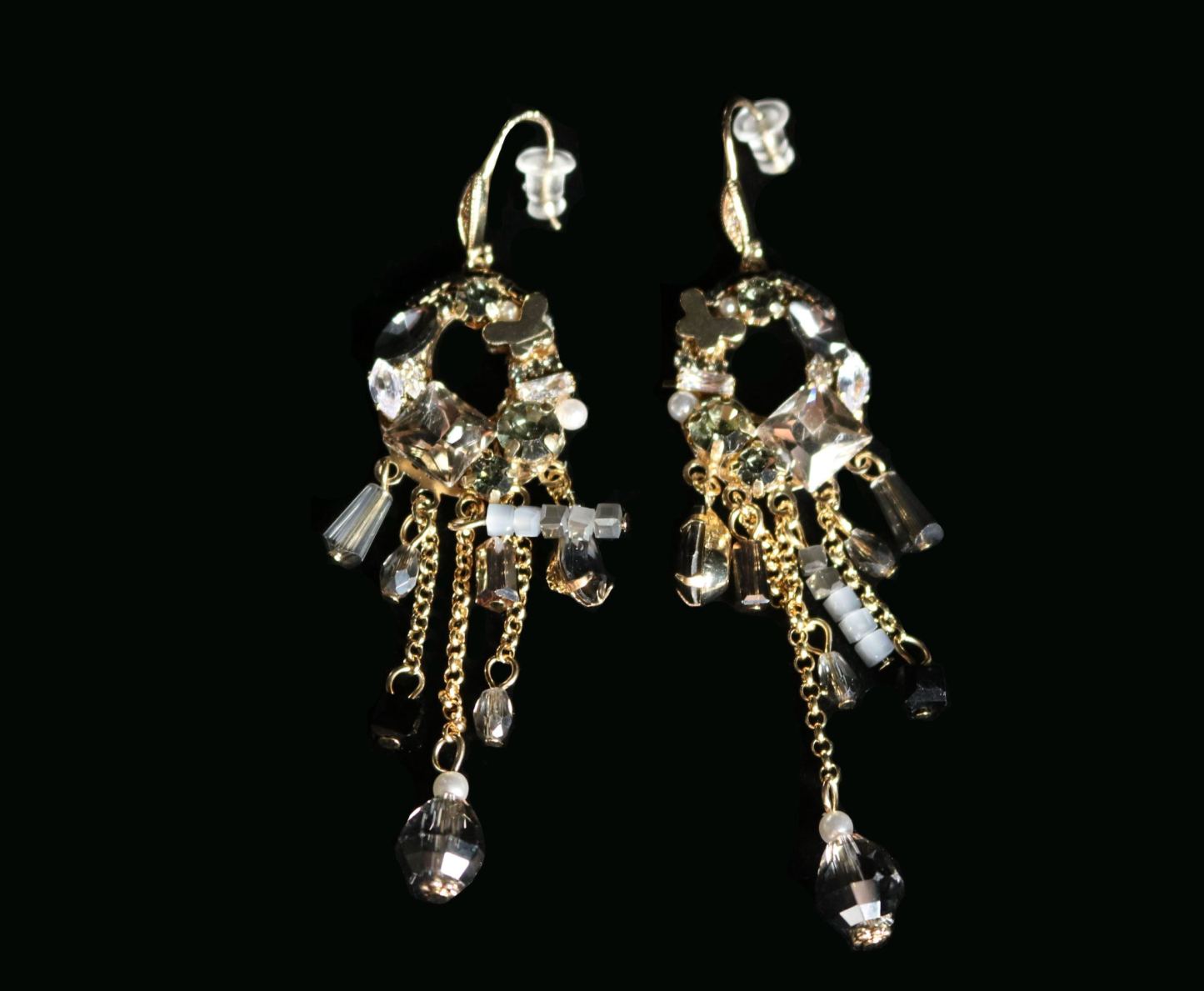 Old Gold Prism Drape 