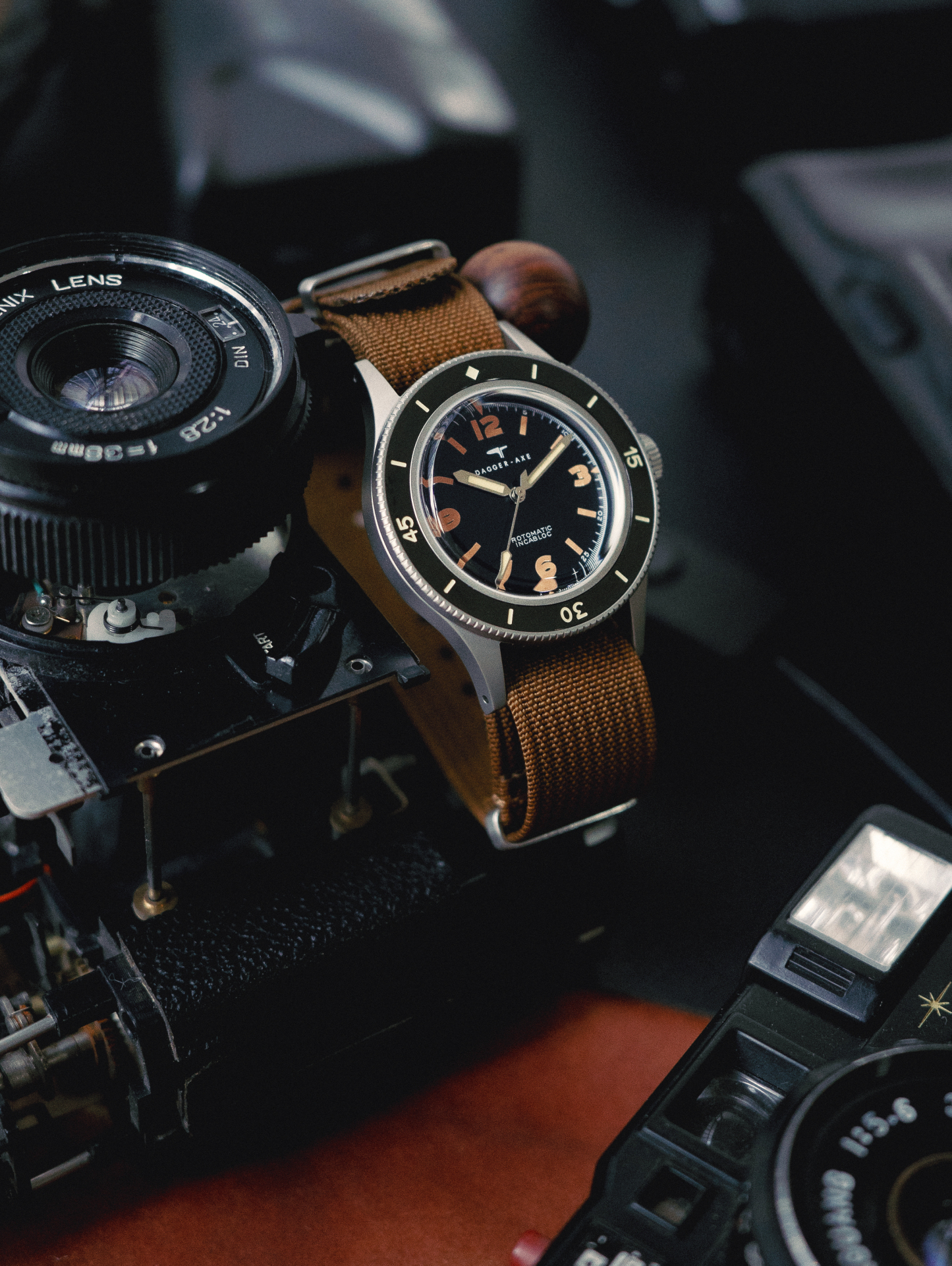 DAGGER AXE "Ocean Pioneer" Vintage Skin Diver 200M - Ref. DG-O03 | Tax & Duty Included