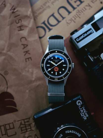 DAGGER AXE "Spectre" Mil-Spec Skin Diver 200M - Ref. DG-O02 | Tax & Duty Included