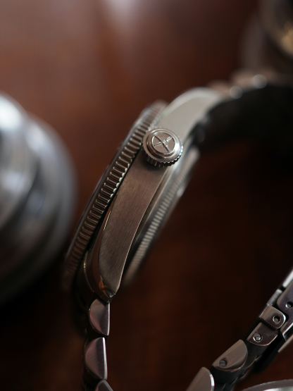 DAGGER AXE DG-B6502 watch detail - DSC05840