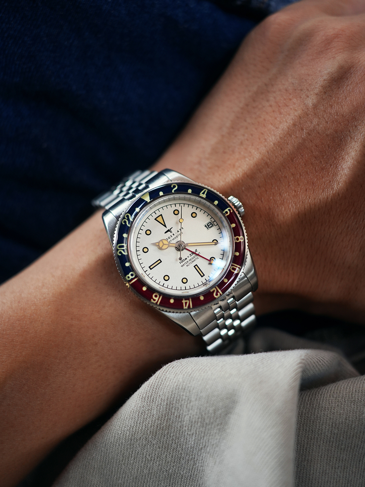 DAGGER AXE DG-B6502 watch detail - DSC05854