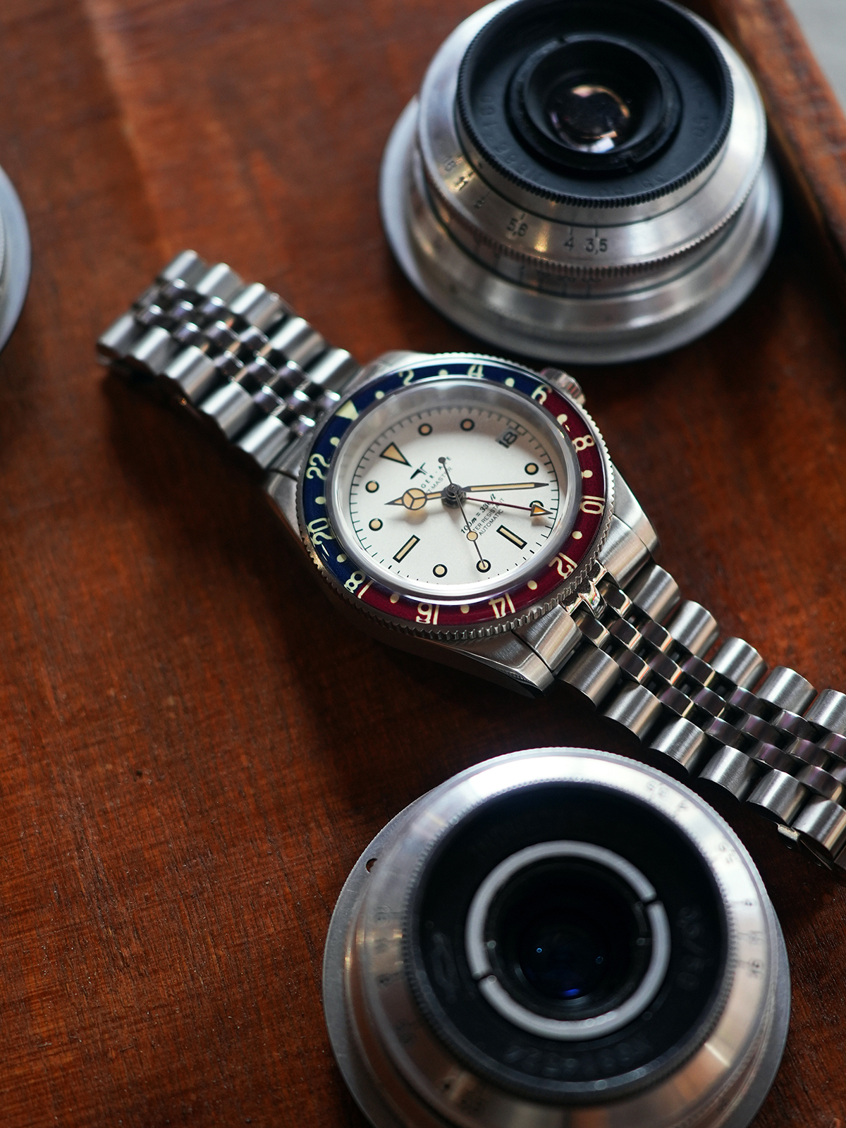 DAGGER AXE DG-B6502 watch detail - DSC05856