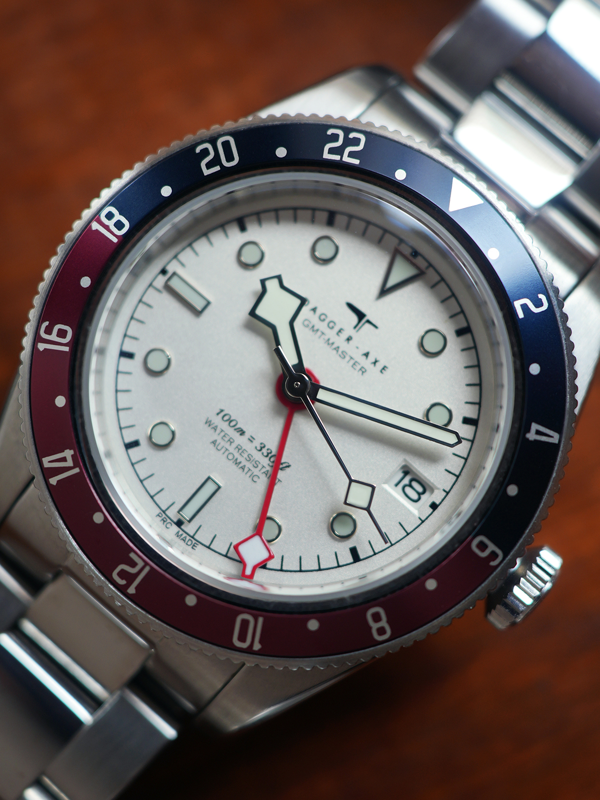 DAGGER AXE DG-B6501 watch detail - DSC05868