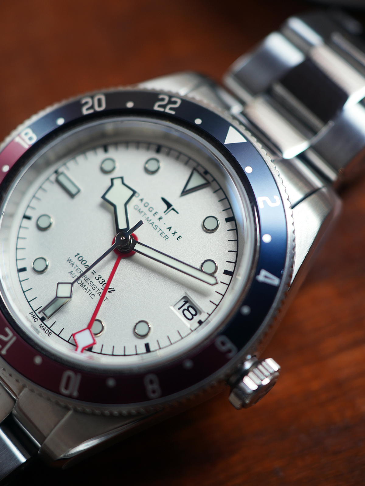 DAGGER AXE DG-B6501 watch detail - DSC05869