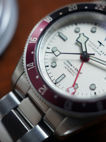 DAGGER AXE DG-B6501 watch detail - DSC05870