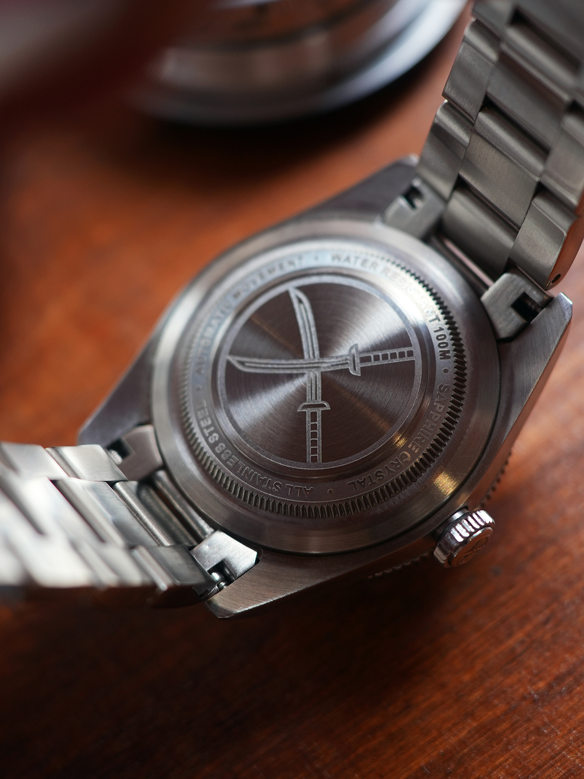 DAGGER AXE DG-B6501 watch detail - DSC05874