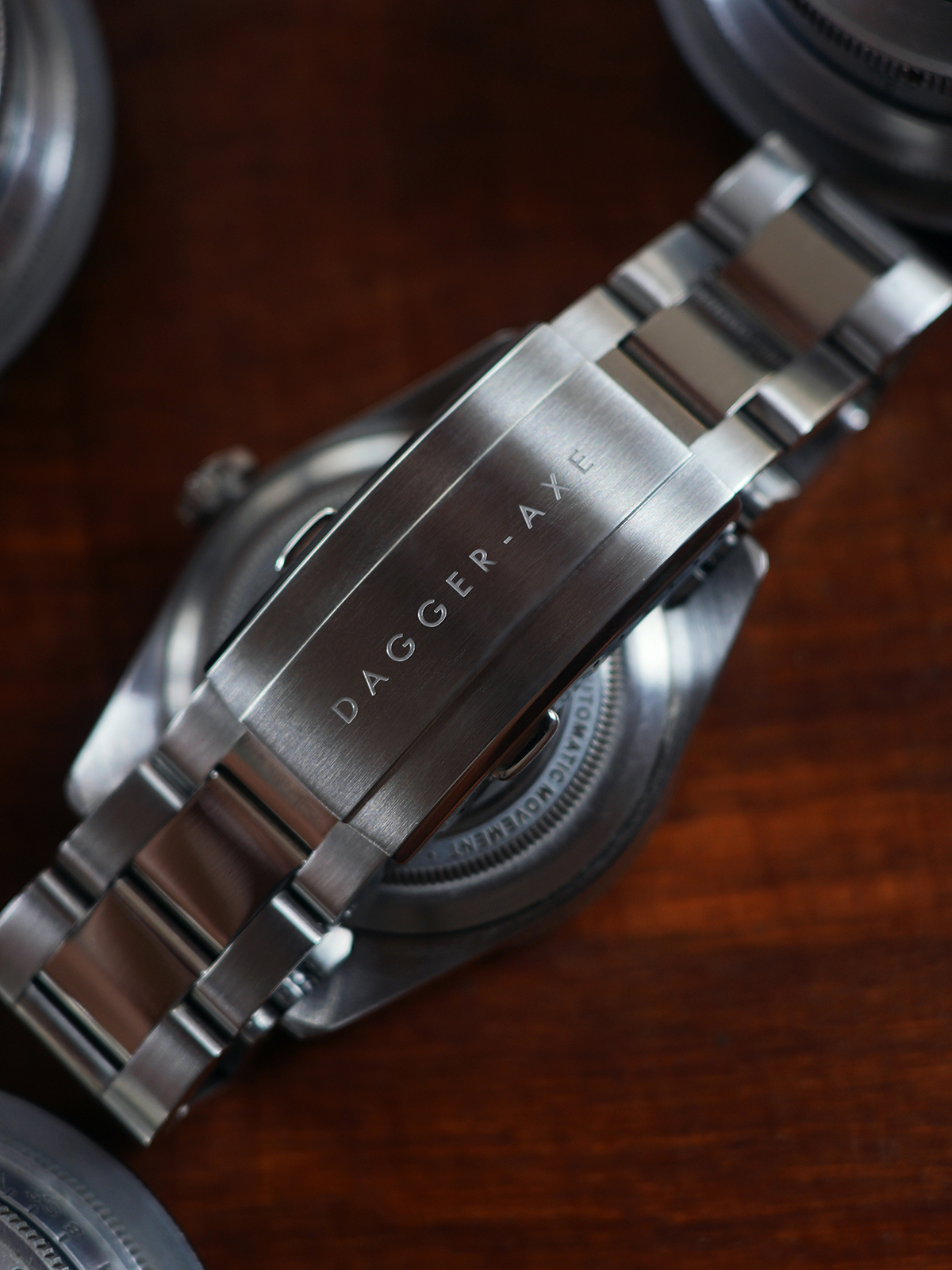 DAGGER AXE DG-B6501 watch detail - DSC05876
