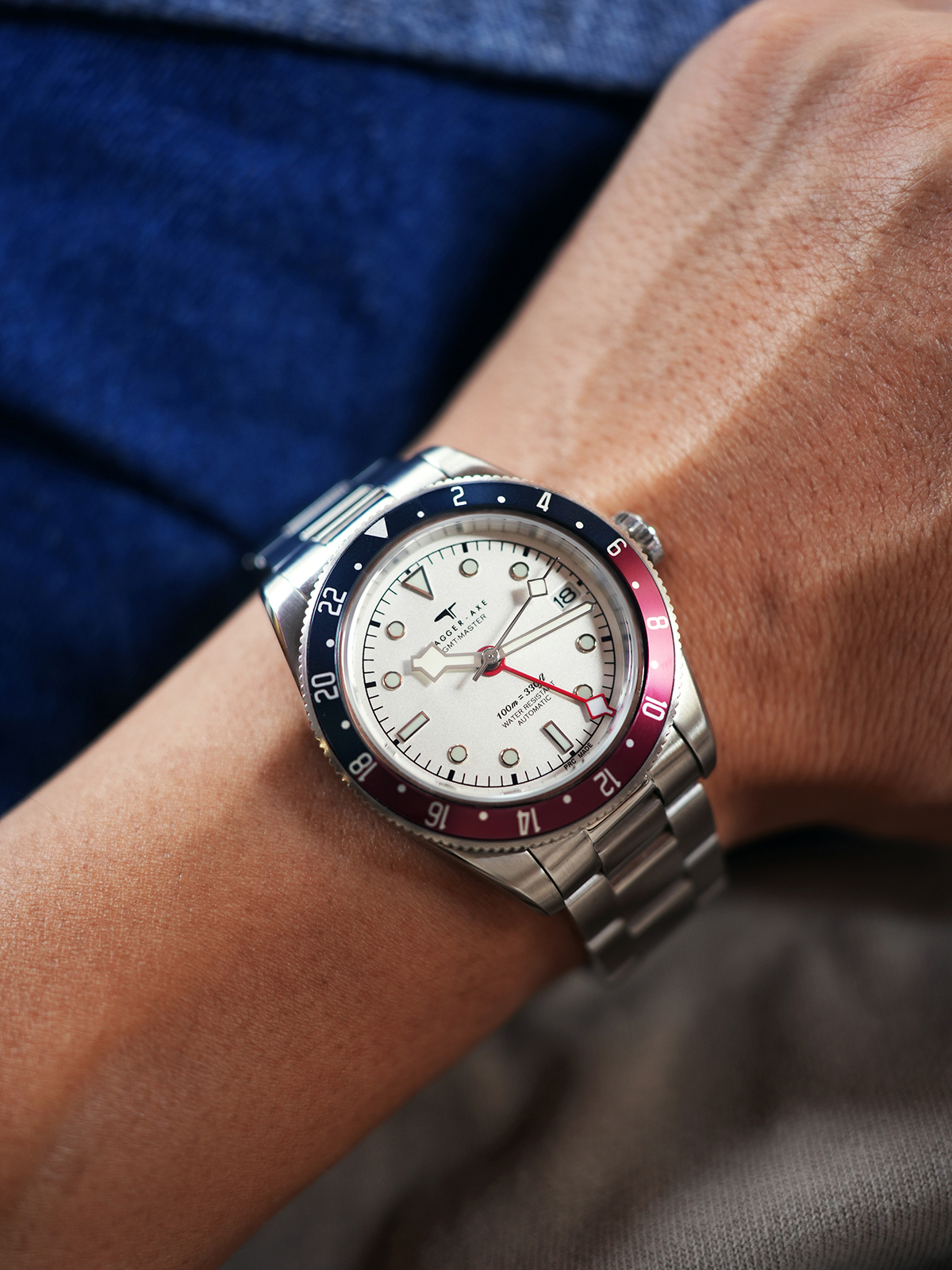 DAGGER AXE DG-B6501 watch detail - DSC05882