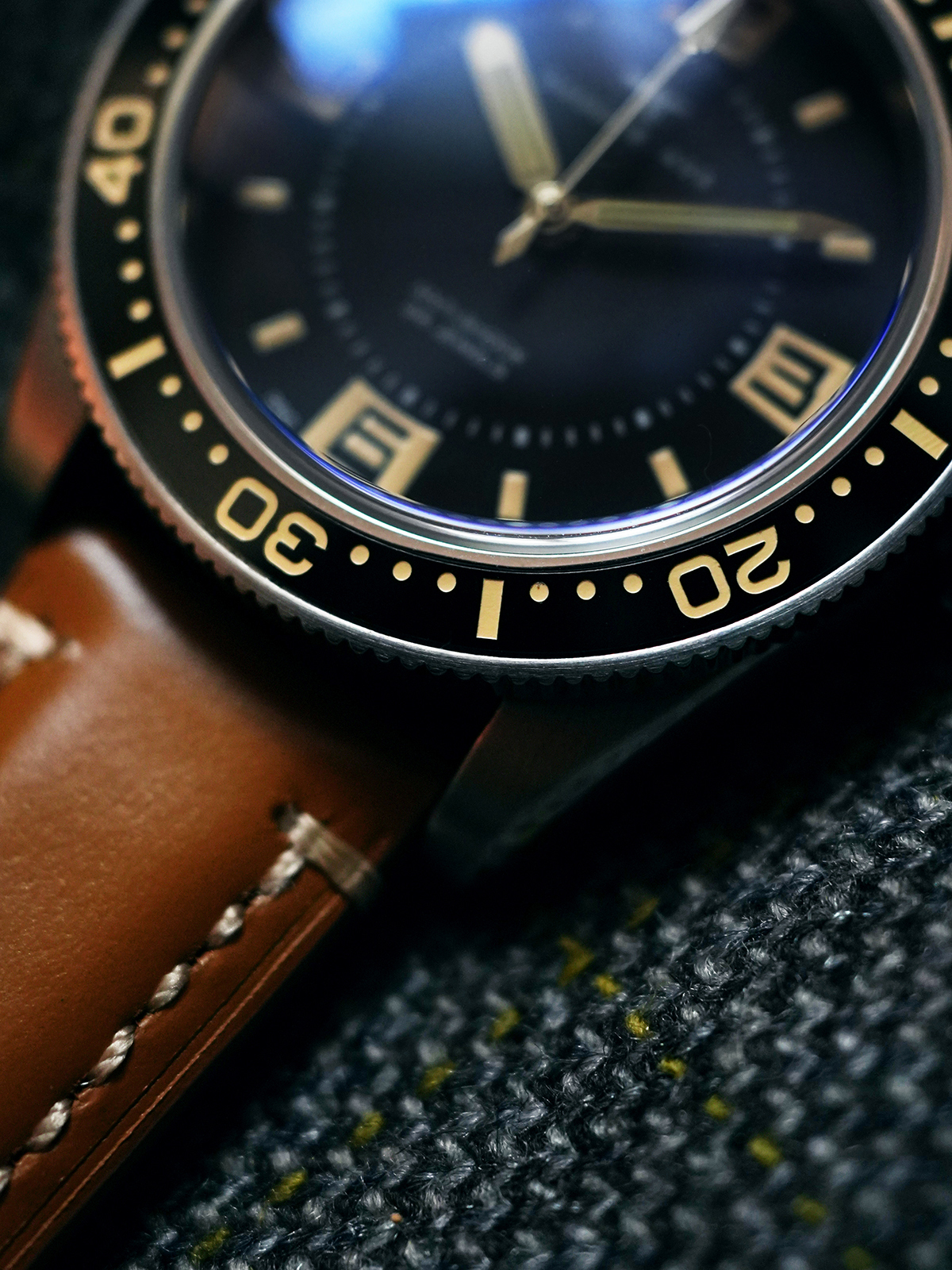 The "Oceanic '53" Vintage Diver - Ref. DG-B6560 | Tax & Duty Included