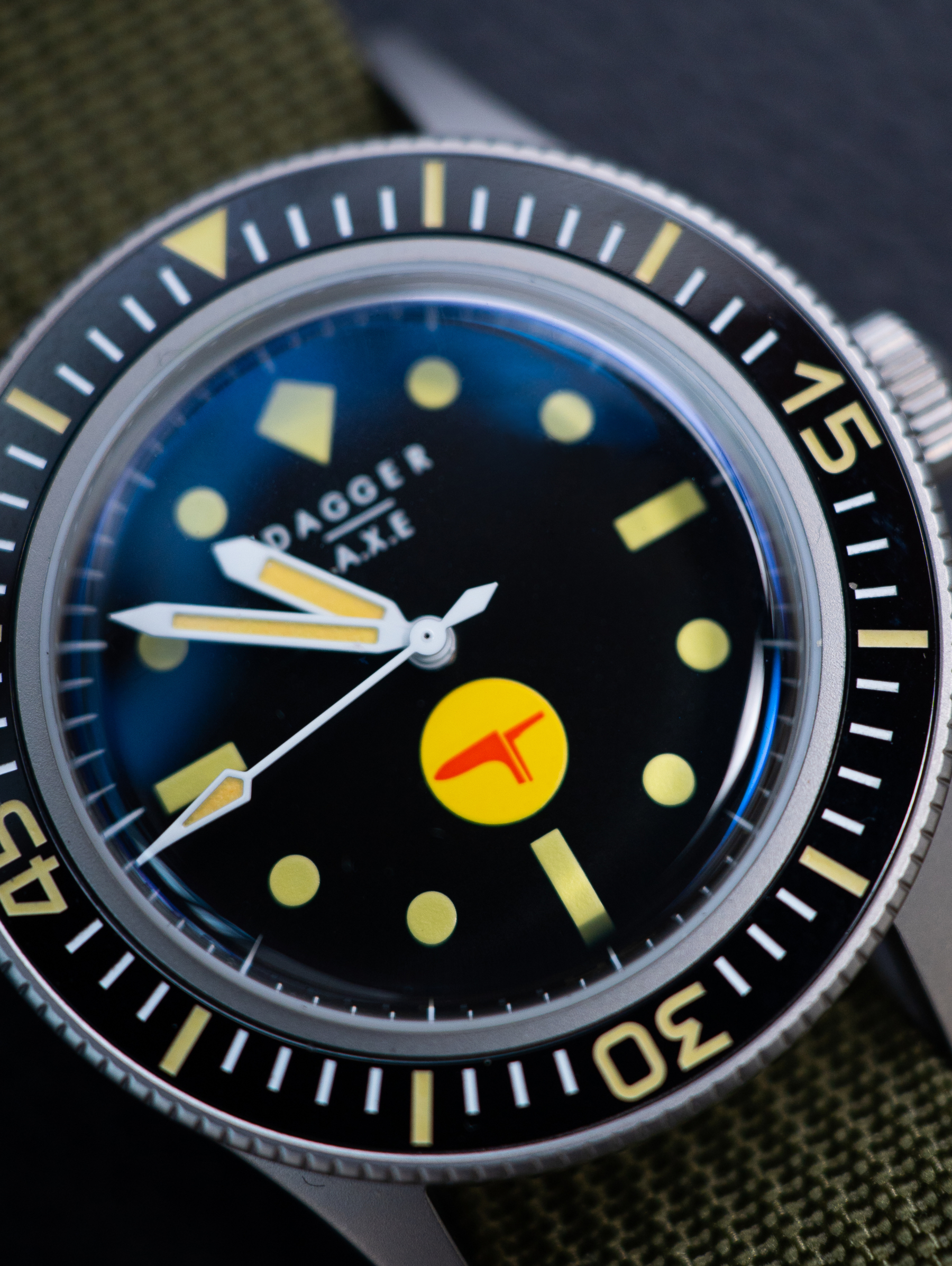 DAGGER AXE "Commando" Vintage Mil-Spec Diver 200M - Ref. DG-Y04 | Tax & Duty Included