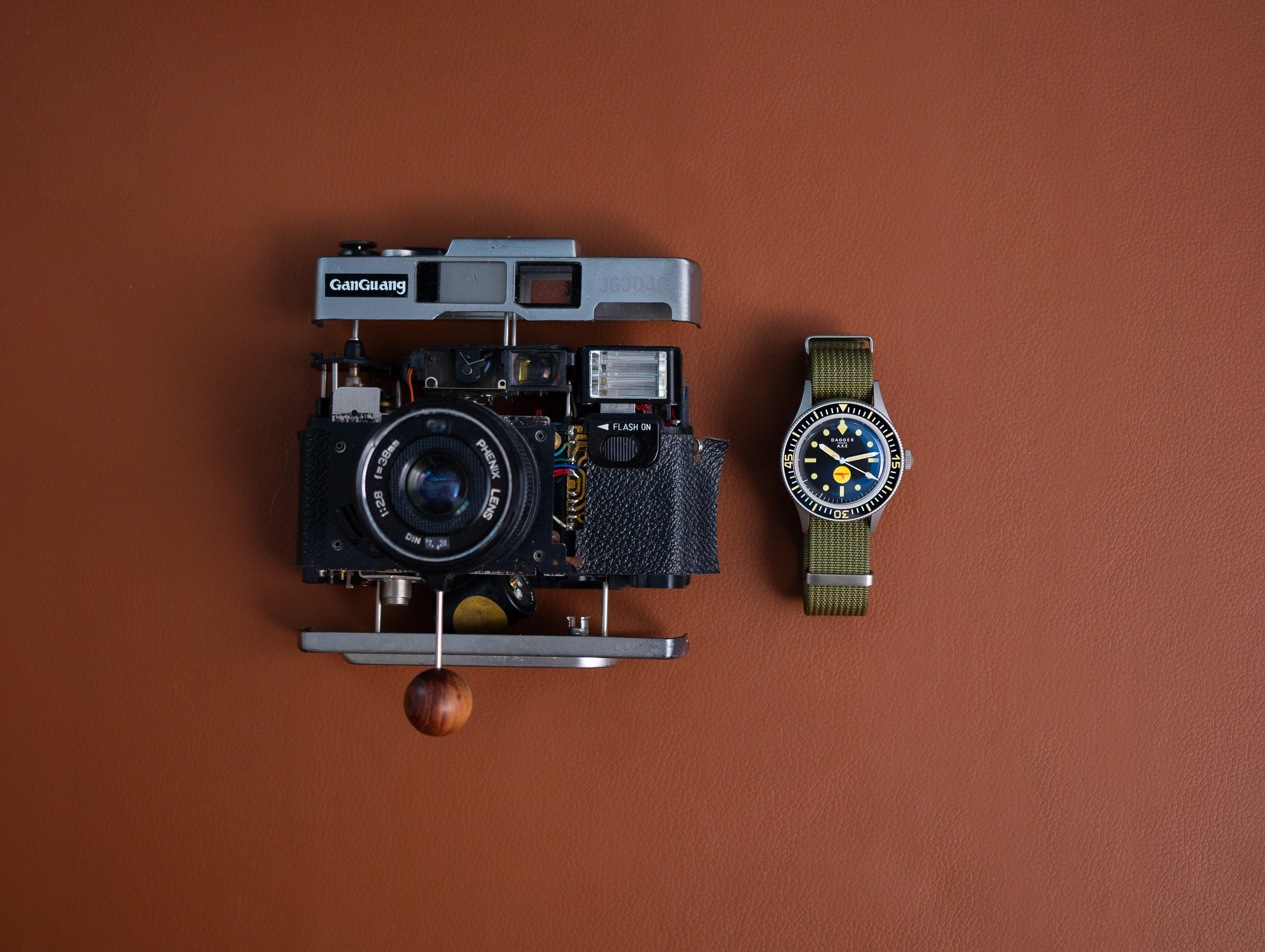 DAGGER AXE "Commando" Vintage Mil-Spec Diver 200M - Ref. DG-Y04 | Tax & Duty Included