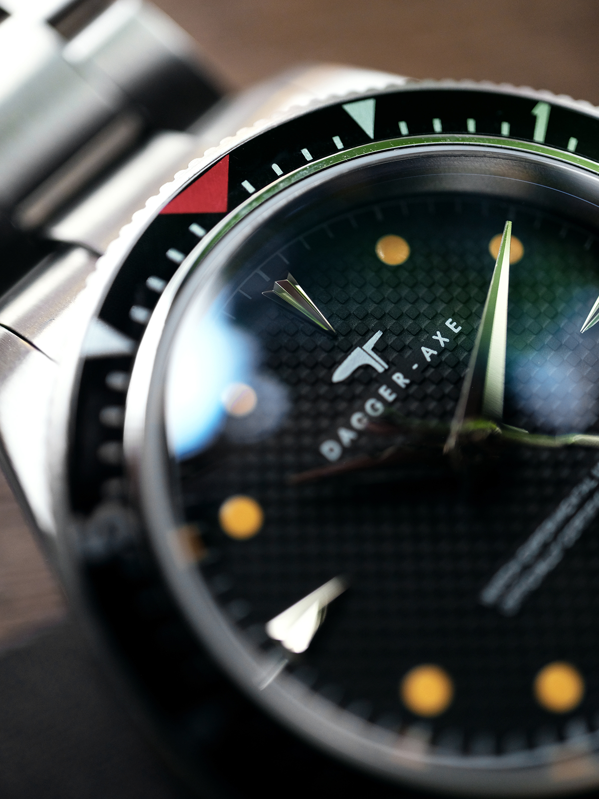 DAGGER AXE "The Experimental" Vintage Diver - Carbon Texture Dial | Ref. DG-B6540 | Tax & Duty Included