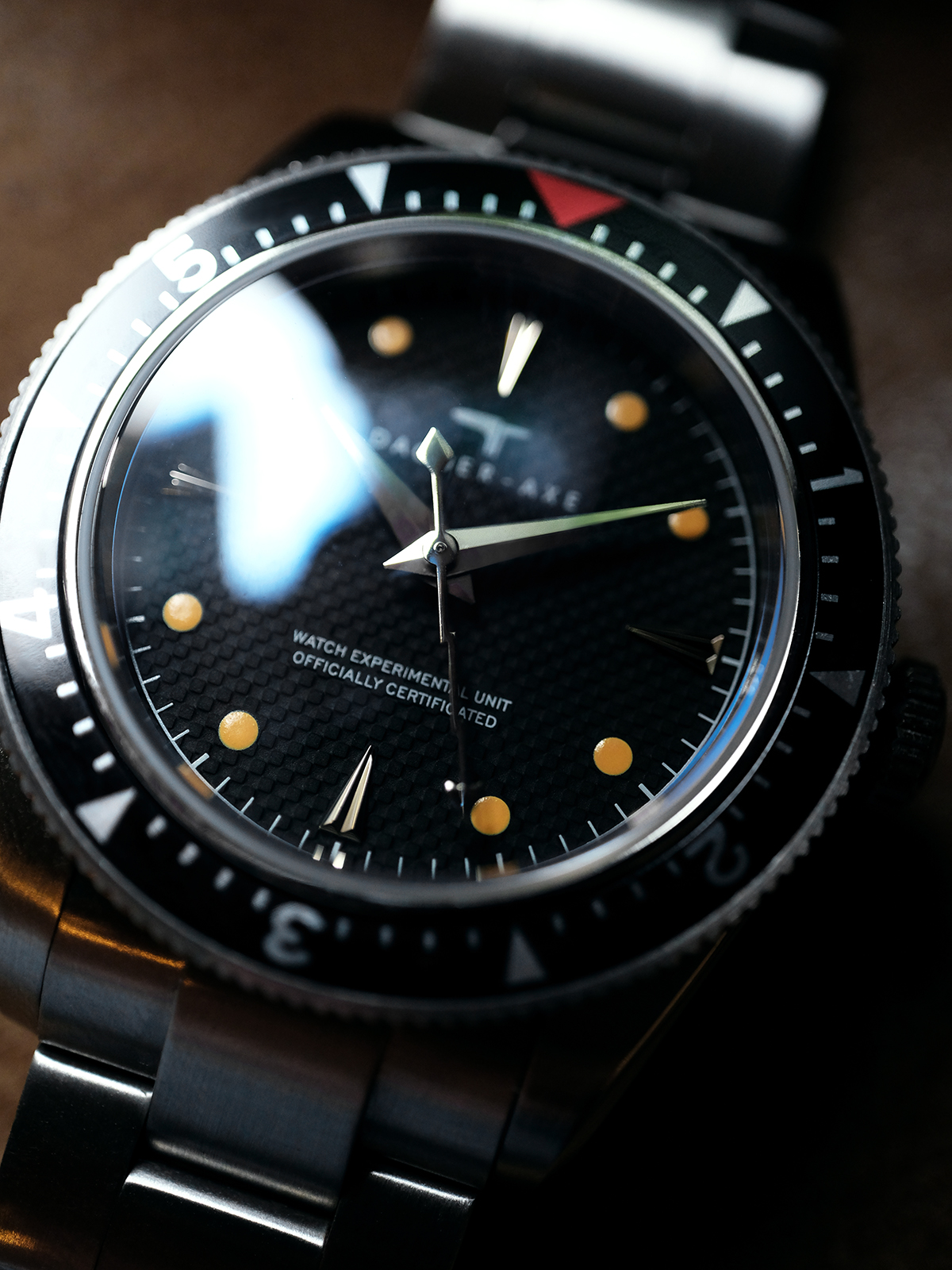 DAGGER AXE "The Experimental" Vintage Diver - Carbon Texture Dial | Ref. DG-B6540 | Tax & Duty Included