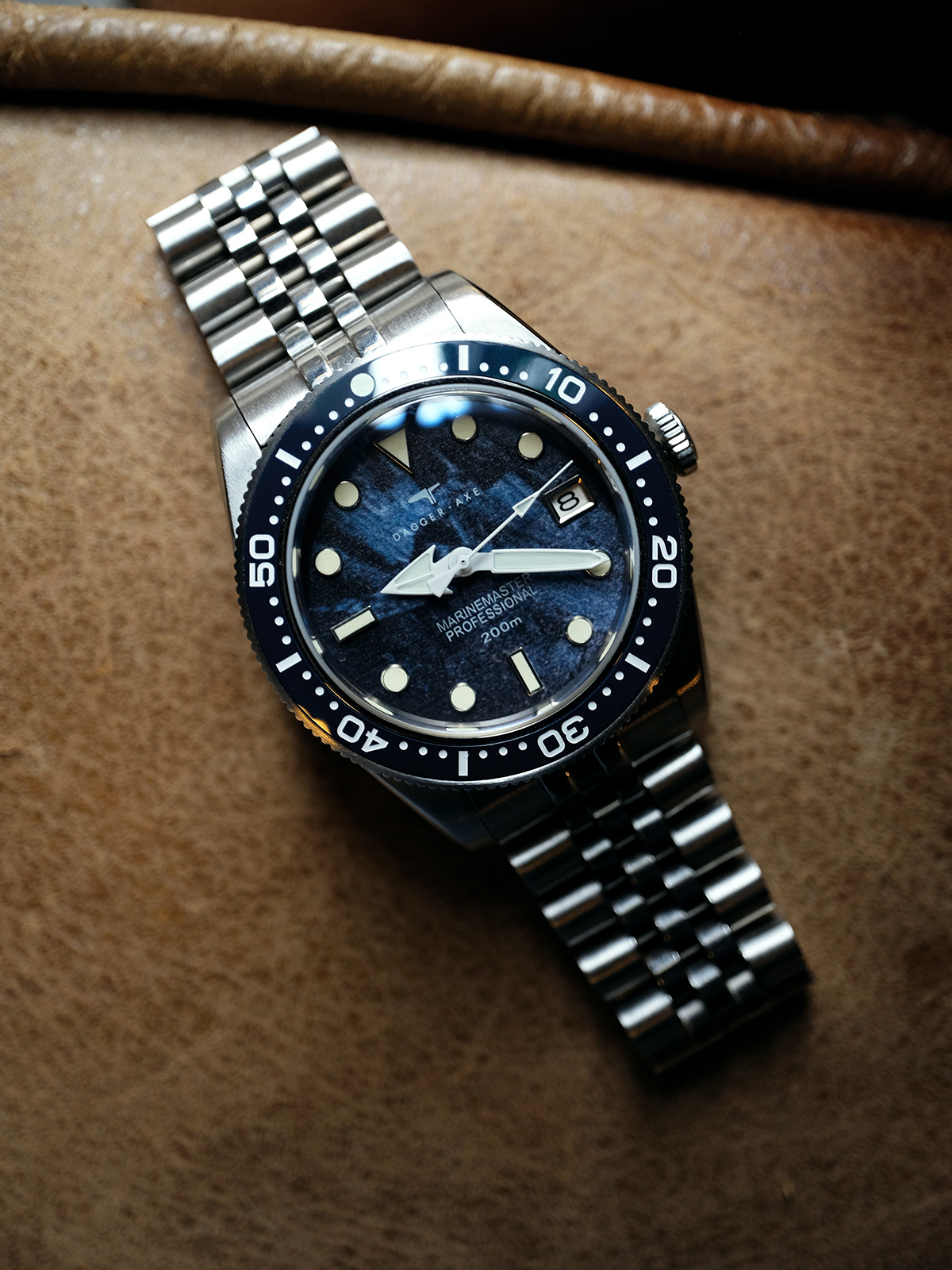 Dagger Axe DG-B7120 "Glacier Abyss" 39mm Automatic Diver - Designed by Lingo - Seiko NH35 - [Free Shipping & All Taxes Included]