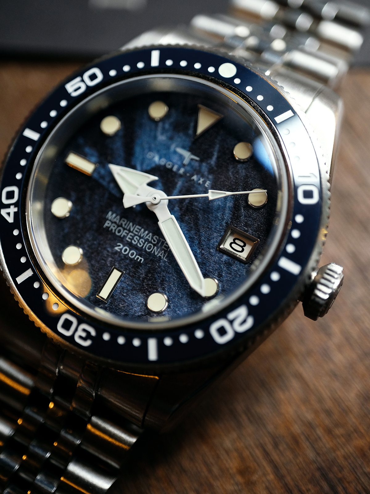 Dagger Axe DG-B7120 "Glacier Abyss" 39mm Automatic Diver - Designed by Lingo - Seiko NH35 - [Free Shipping & All Taxes Included]