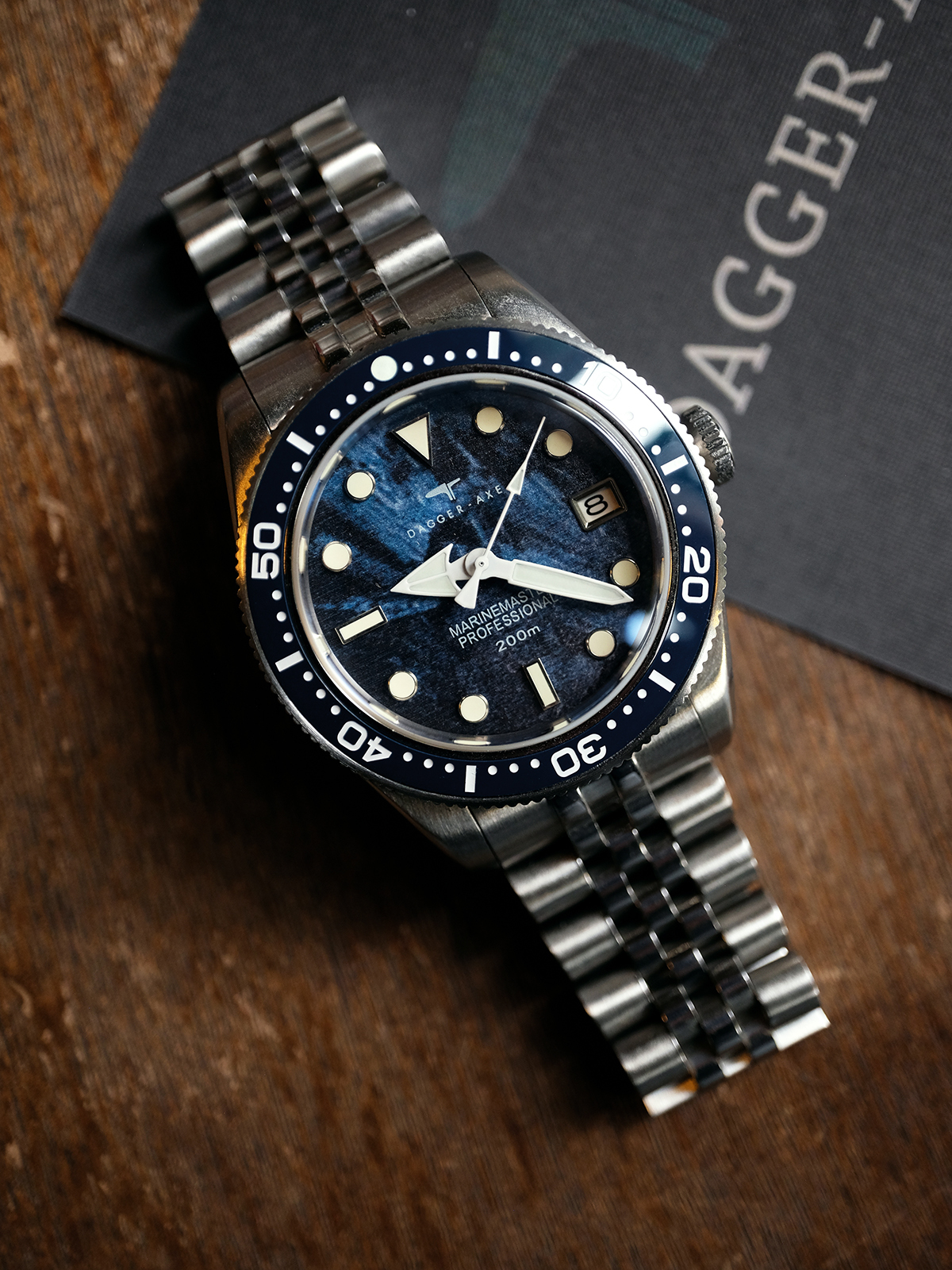 Dagger Axe DG-B7120 "Glacier Abyss" 39mm Automatic Diver - Designed by Lingo - Seiko NH35 - [Free Shipping & All Taxes Included]