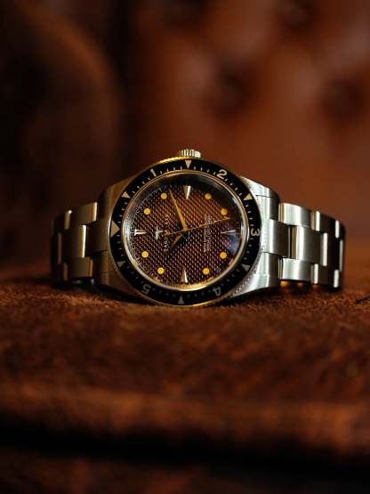 Dagger Axe DG-B6541 "Heritage GMT" – 39mm Vintage Tribute – 304L Steel Case – Seiko NH34 Movement – [Free Shipping & All Taxes Included]