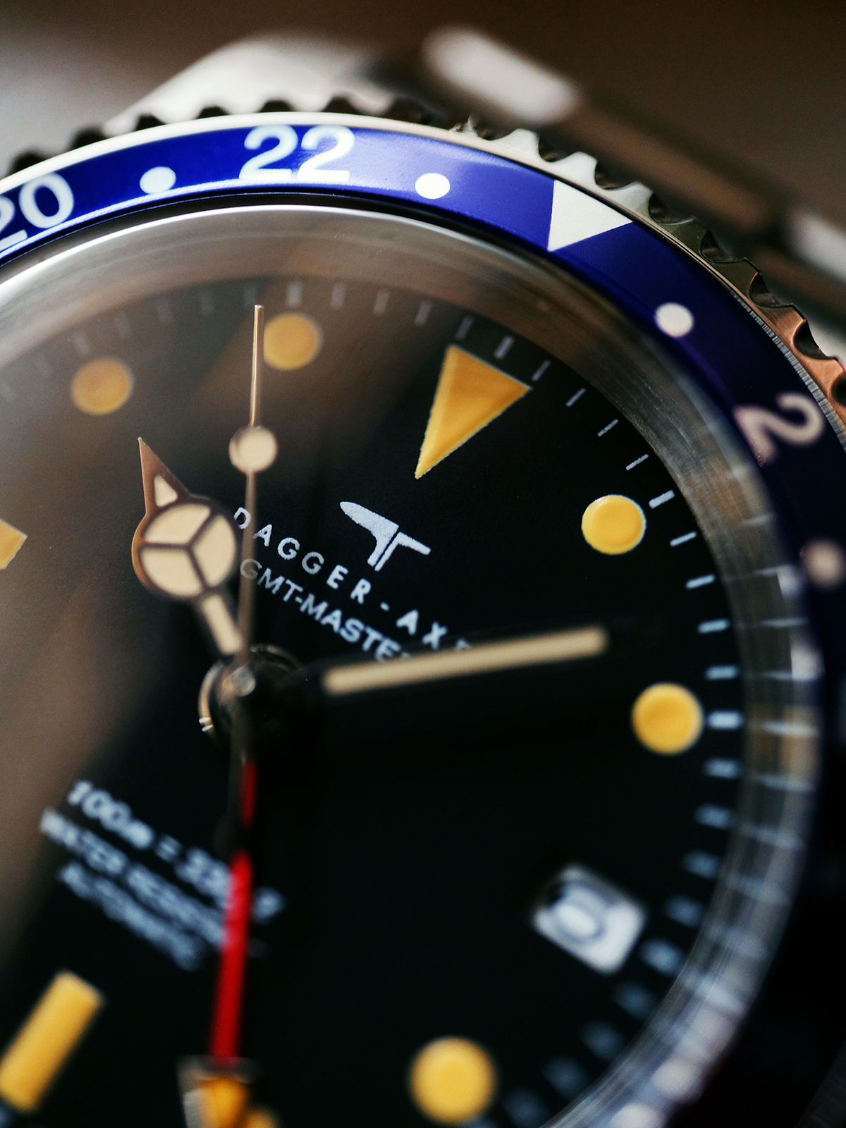 The "Transatlantic" Vintage GMT Pilot - Ref. DG-B6545 | Tax & Duty Included