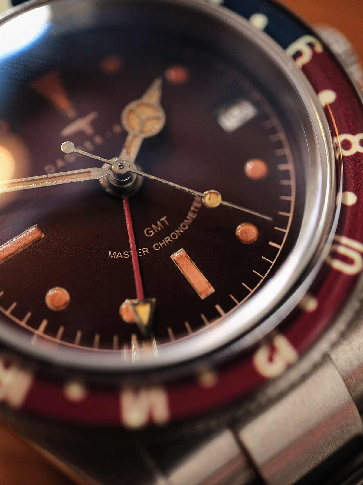 DAGGER AXE "The 1954 Survivor" GMT - Aged Hands Edition | Ref. DG-B6542 | Tax & Duty Included