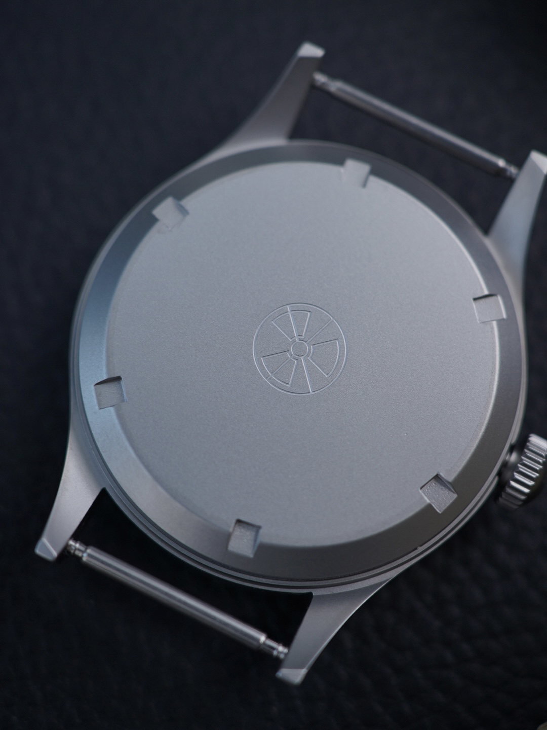 DAGGER AXE "Commando" Vintage Mil-Spec Diver 200M - Ref. DG-Y04 | Tax & Duty Included