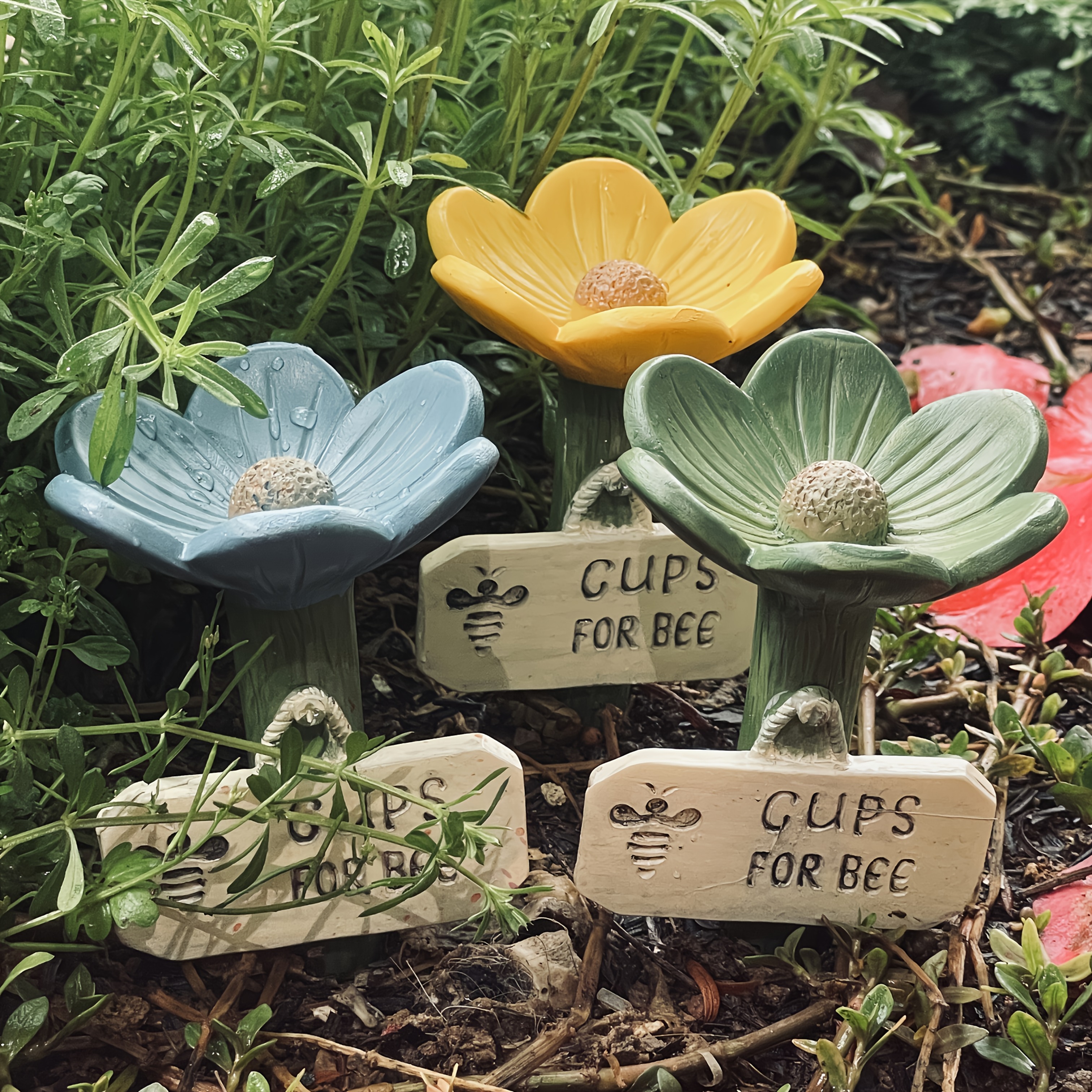 🌸Flower-Shaped Ceramic Bee Watering Station🐝💧