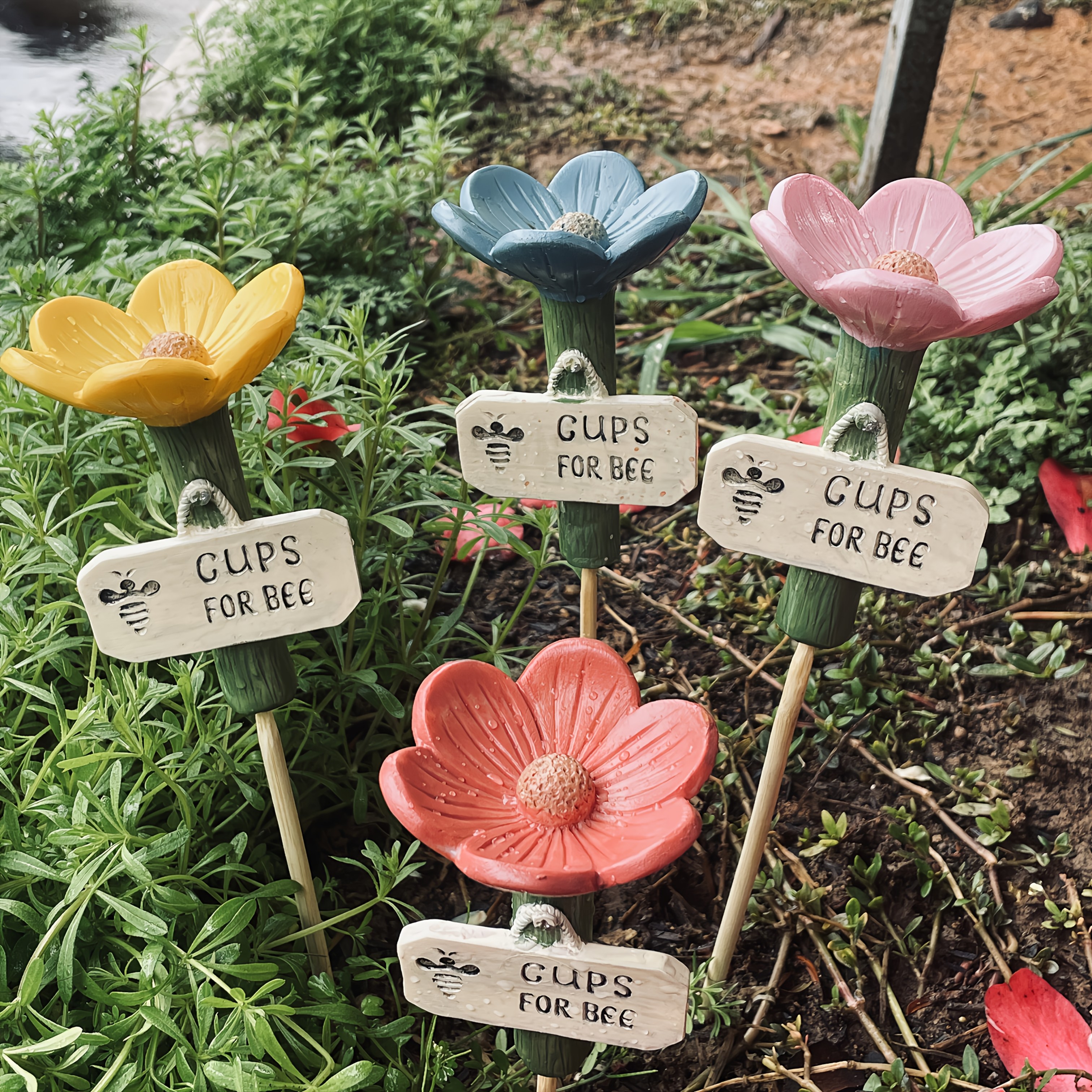 🌸Flower-Shaped Ceramic Bee Watering Station🐝💧