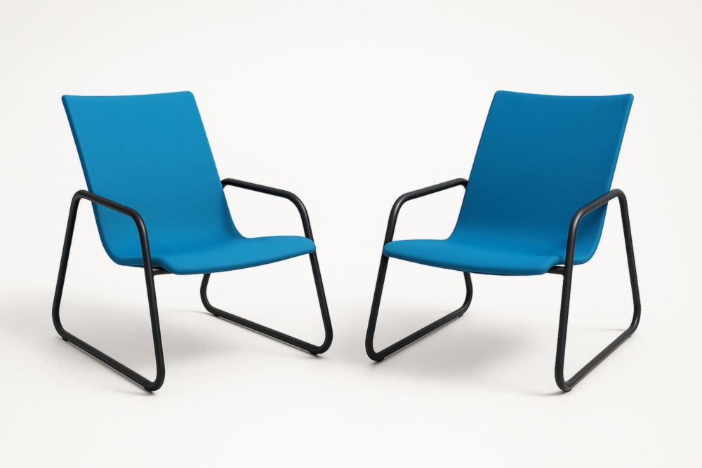 Set de 2 fauteuils en tissu bleu avec structure en métal