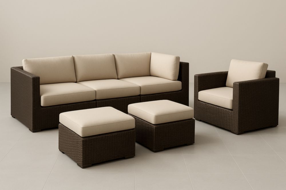 Ensemble de salon en résine tressée marron avec coussins beiges