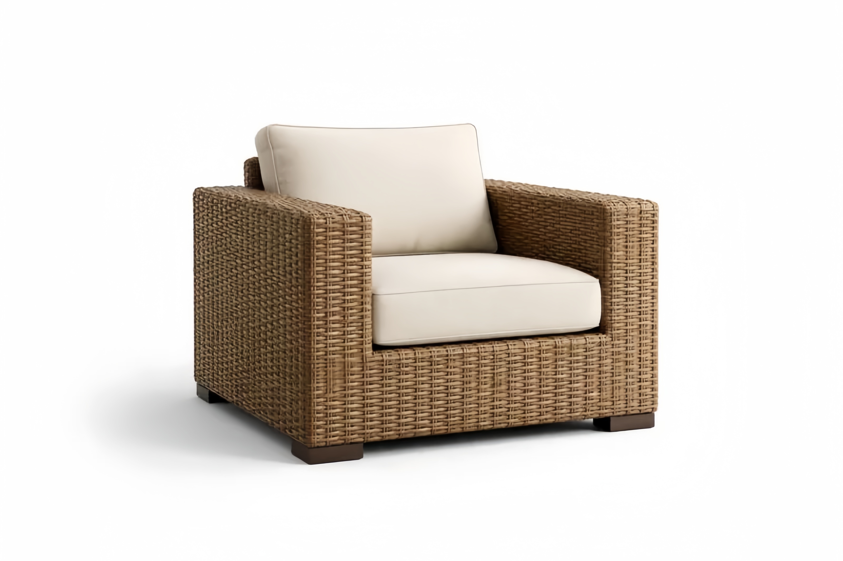 Poltrona in Rattan Sintetico con Cuscini in Tessuto Beige